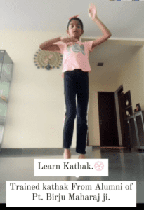 students girl learning online kathak dance class
